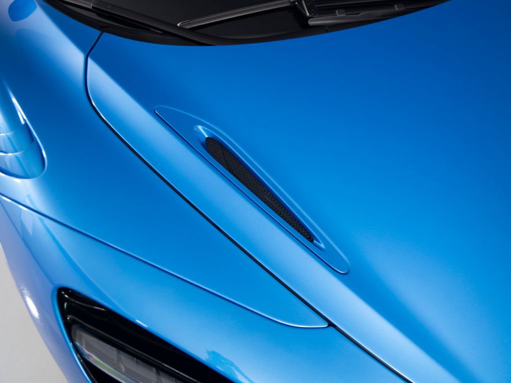 Used 2024 McLaren 750S Spider RWD image 40
