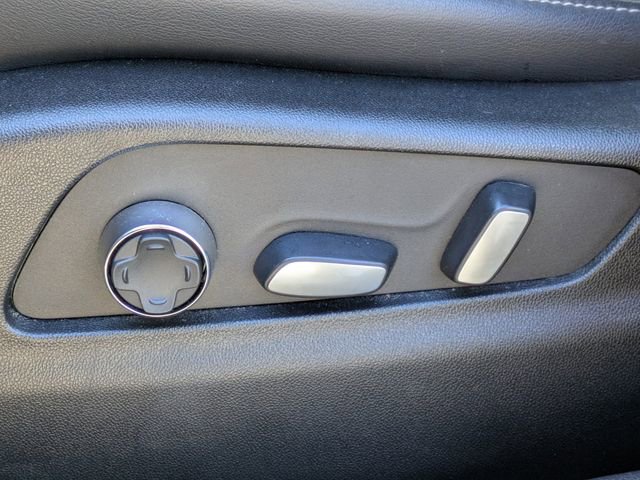 Used 2024 Cadillac XT4 Premium Luxury FWD image 22