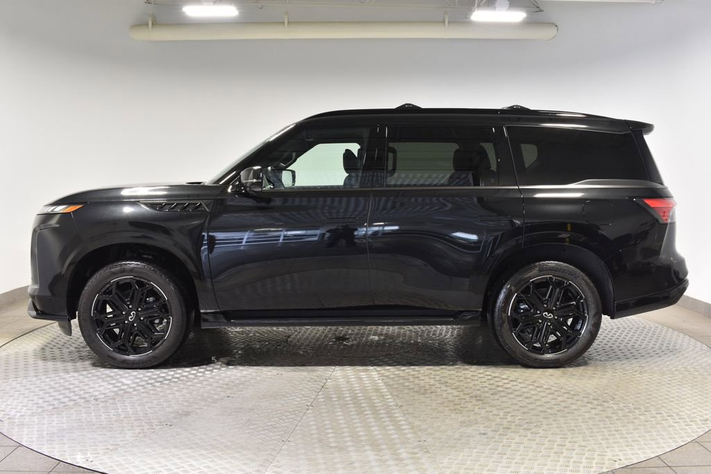 Used 2026 INFINITI QX80 4WD w/ Sport Exterior Package image 2