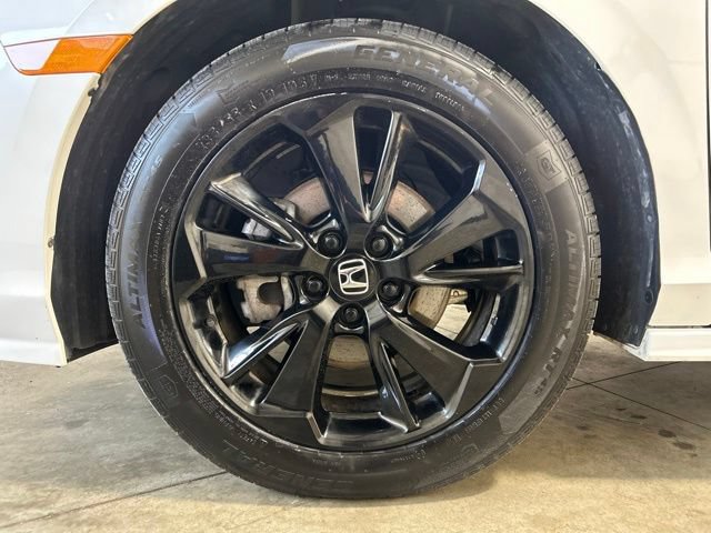 Certified 2023 Honda Odyssey Sport image 11