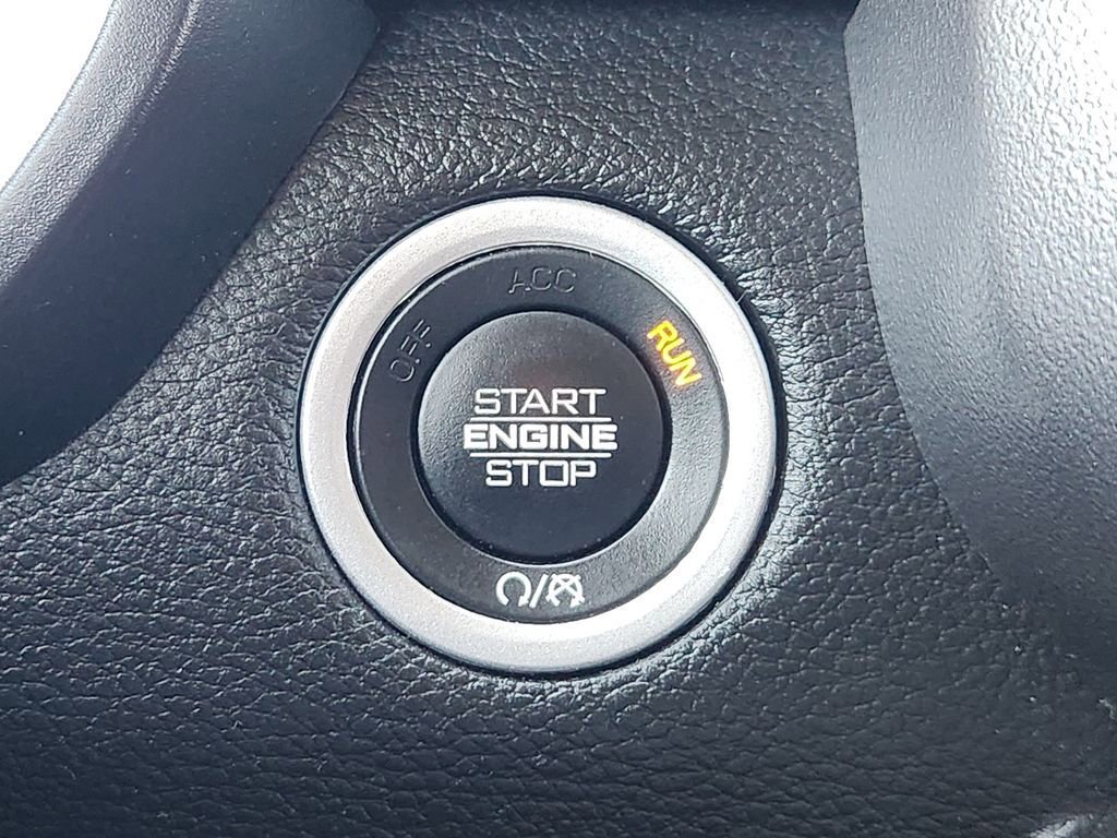 Used 2024 RAM 1500 Laramie image 22