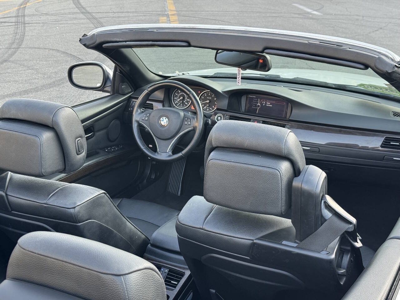 Used 2011 BMW 328i Convertible RWD image 9