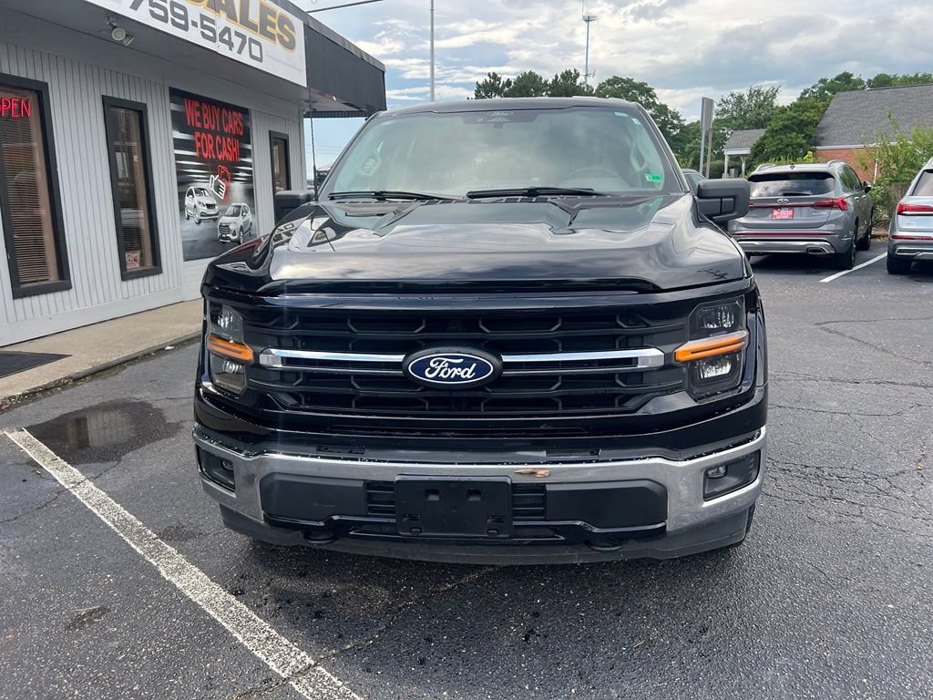 Used 2025 Ford F150 XLT w/ Equipment Group 301A Standard AWD/4WD image 3