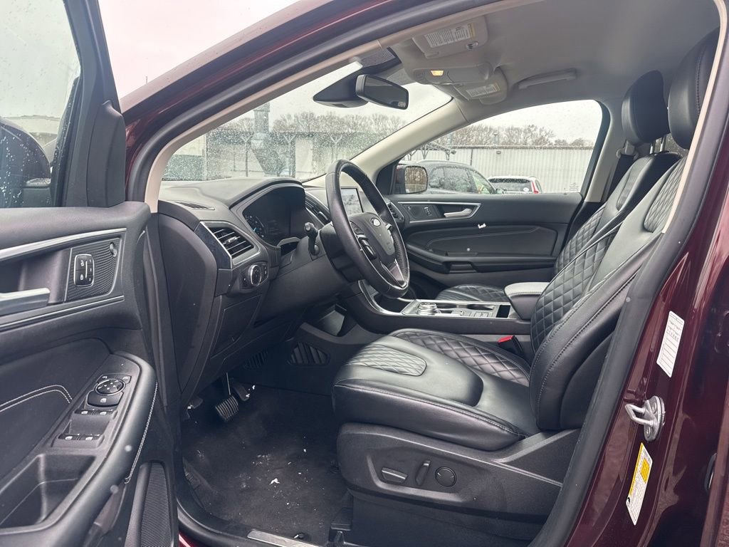 Used 2024 Ford Edge Titanium image 15