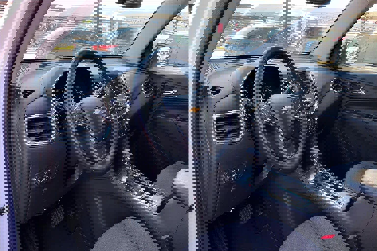 Used 2024 Chevrolet Equinox LT FWD image 16