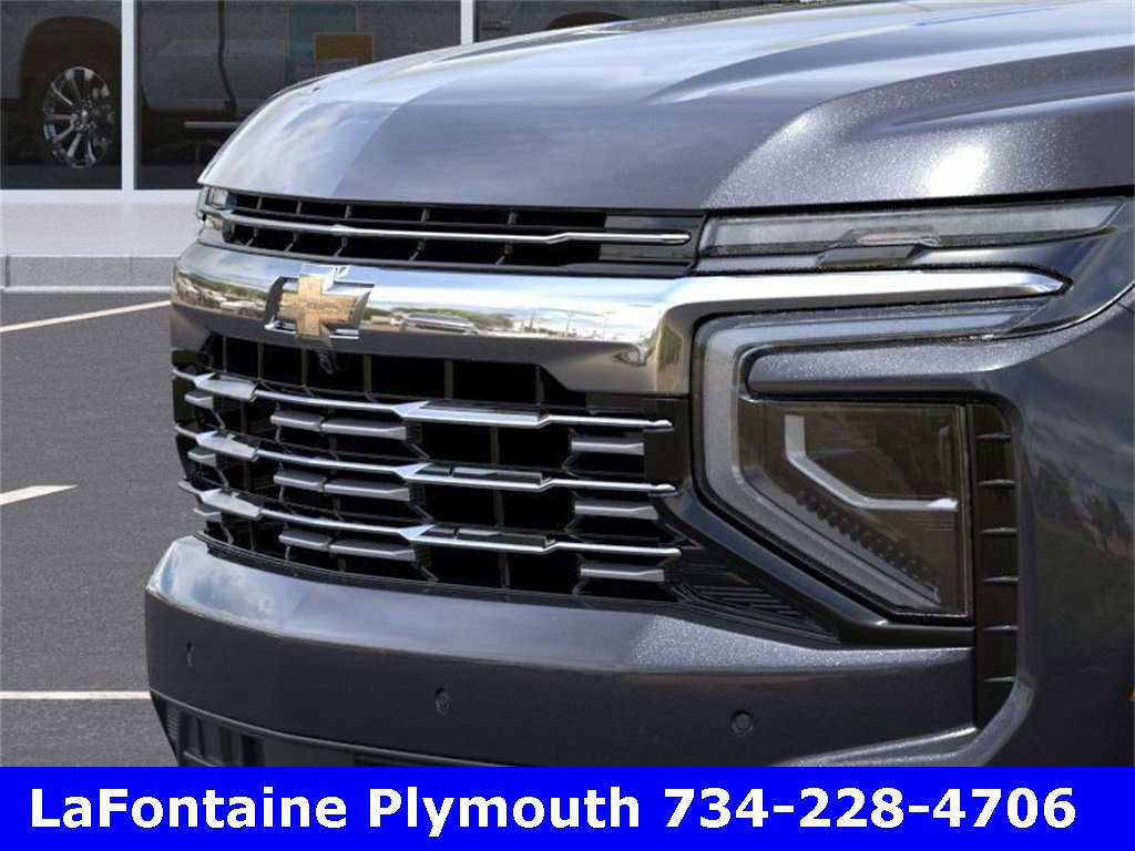 New 2025 Chevrolet Suburban Premier image 13