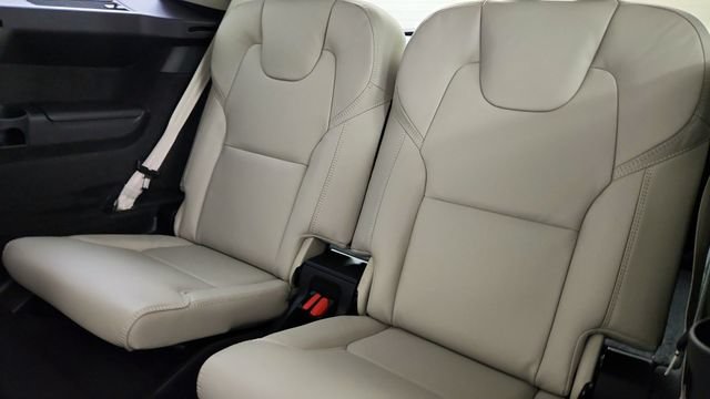 New 2026 Volvo XC90 T8 Ultra w/ Protection Package Premier AWD/4WD image 35