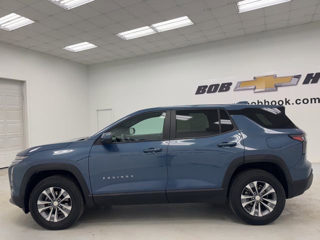 Used 2026 Chevrolet Equinox LT w/ Convenience Package II FWD image 8