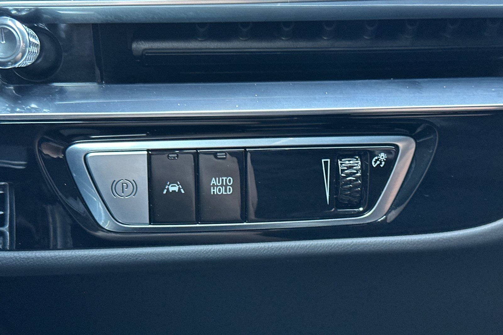 Certified 2024 Cadillac Lyriq Sport image 41