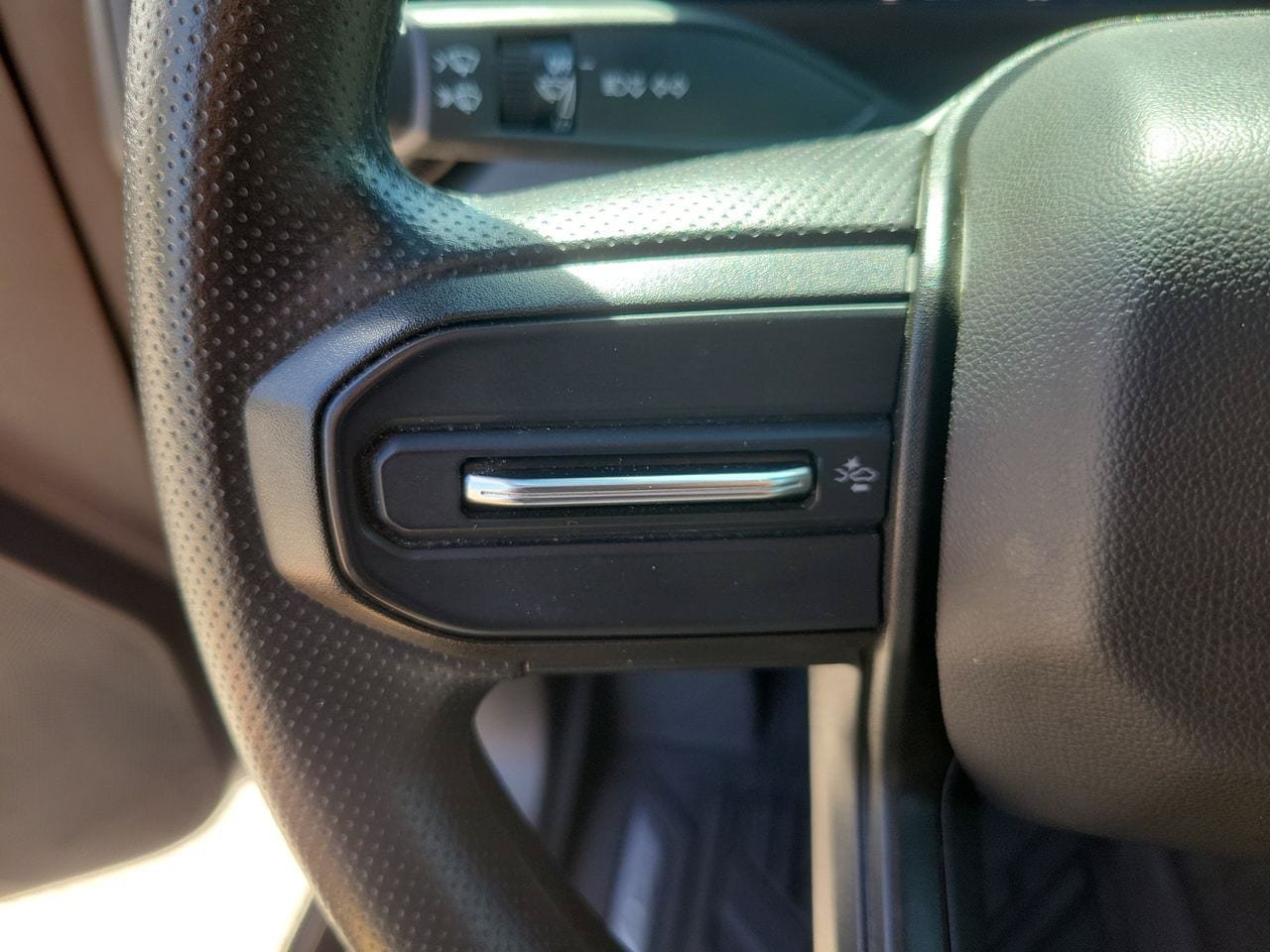 Used 2023 Chevrolet Colorado Trail Boss w/ Advanced Trailering Package AWD/4WD image 18