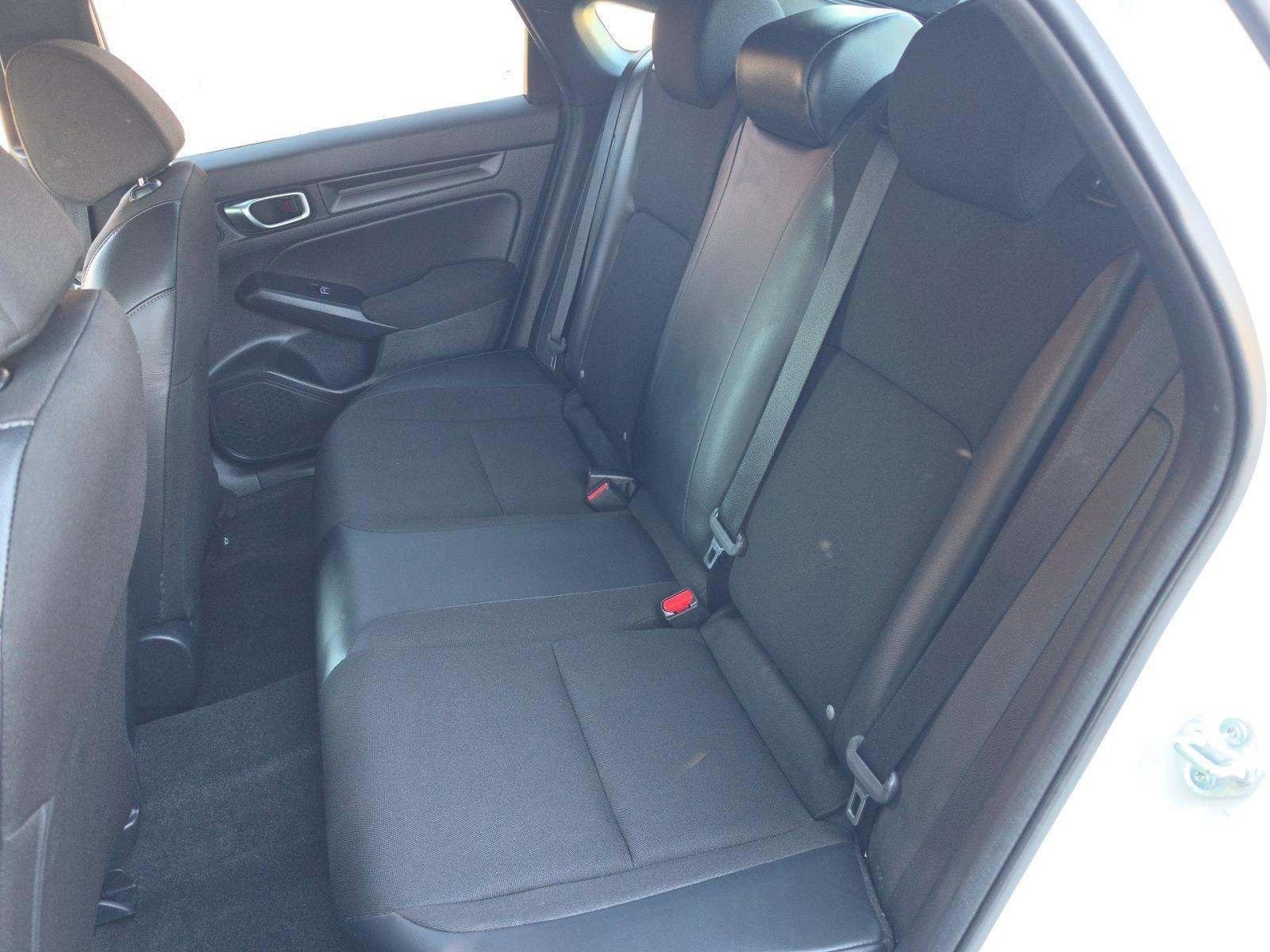 Used 2023 Honda Civic Sport image 11