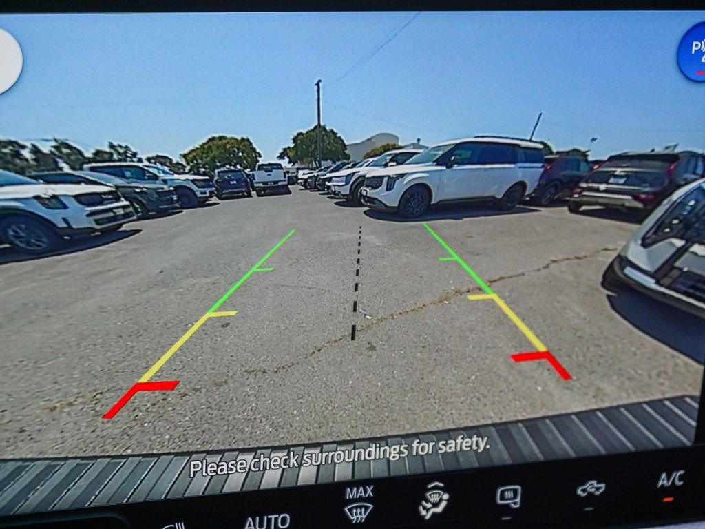 New 2025 Ford Maverick XLT w/ XLT Luxury Package image 23