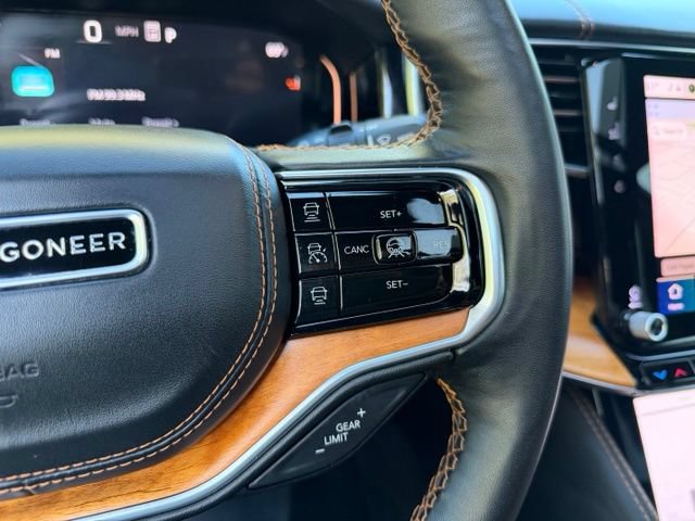 Used 2024 Jeep Grand Wagoneer L Series III AWD/4WD image 18
