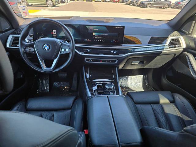 Used 2025 BMW X5 xDrive50e image 21