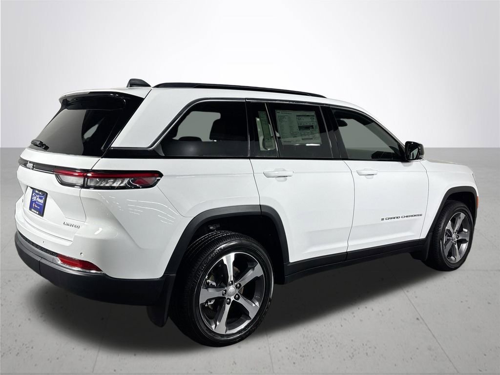New 2025 Jeep Grand Cherokee Limited w/ MOPAR Finishing Package image 6