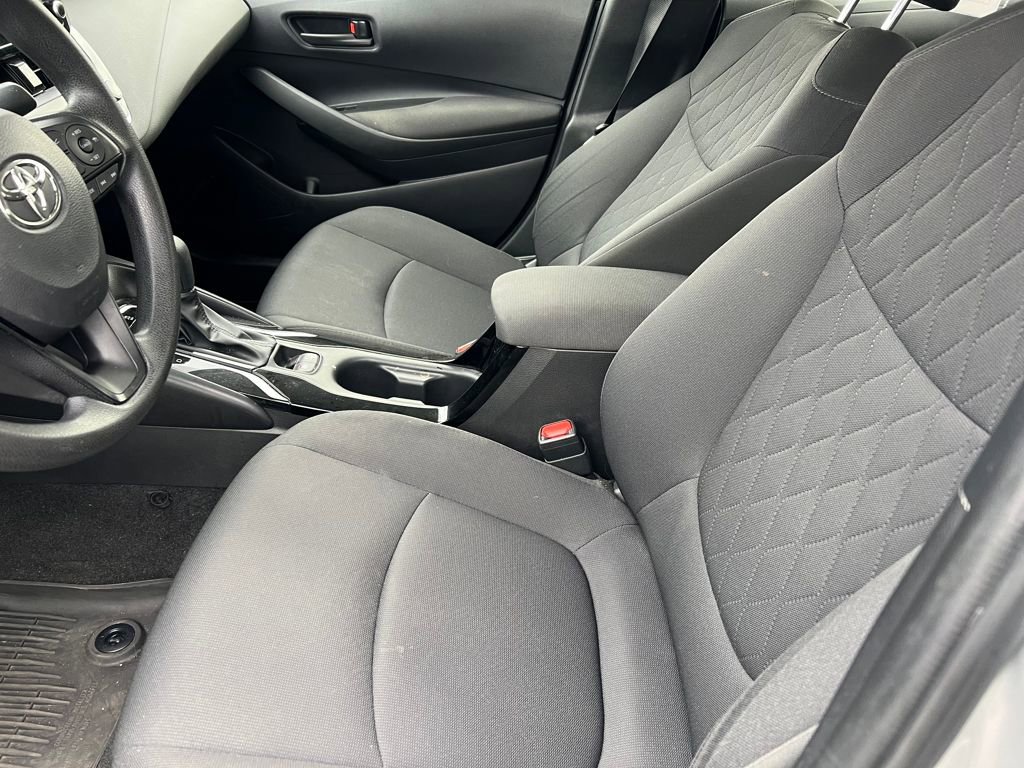 Used 2022 Toyota Corolla LE image 8