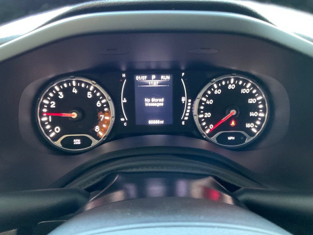 Used 2018 Jeep Renegade Altitude AWD/4WD image 15