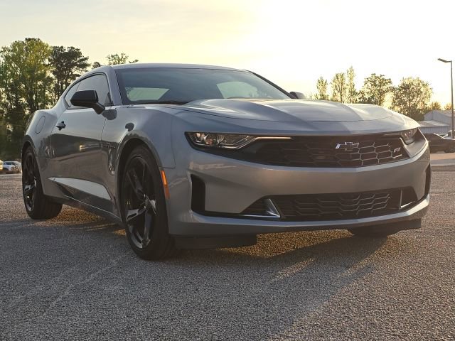 Used 2024 Chevrolet Camaro LT w/ RS Package RWD image 7
