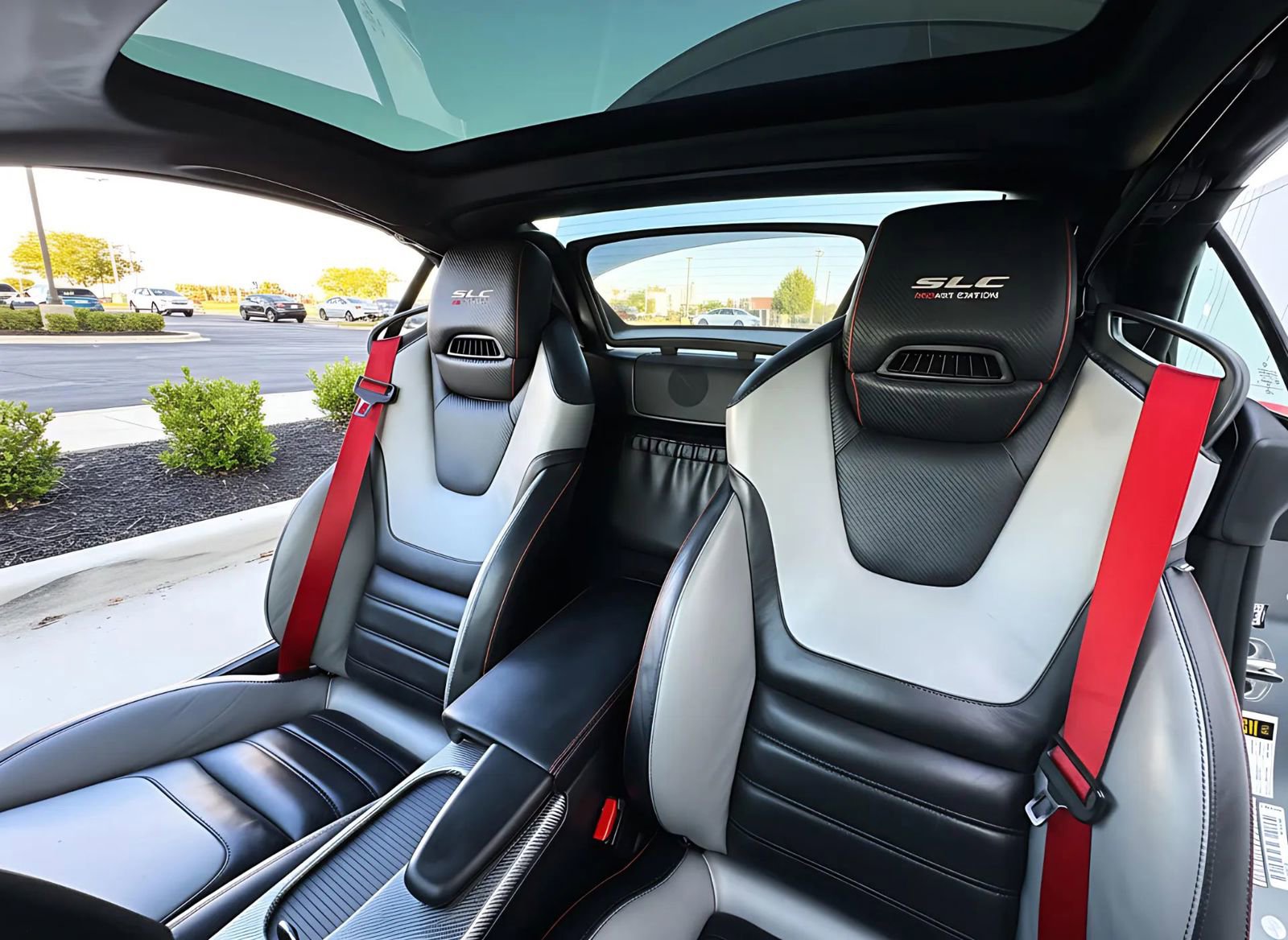 Used 2018 Mercedes-Benz SLC 43 AMG SLC 43 AMG Roadster 2D image 12