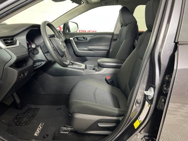 Used 2024 Toyota RAV4 LE image 11