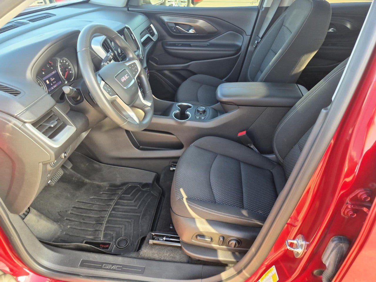 Certified 2022 GMC Terrain SLE w/ Driver Convenience Package FWD image 11