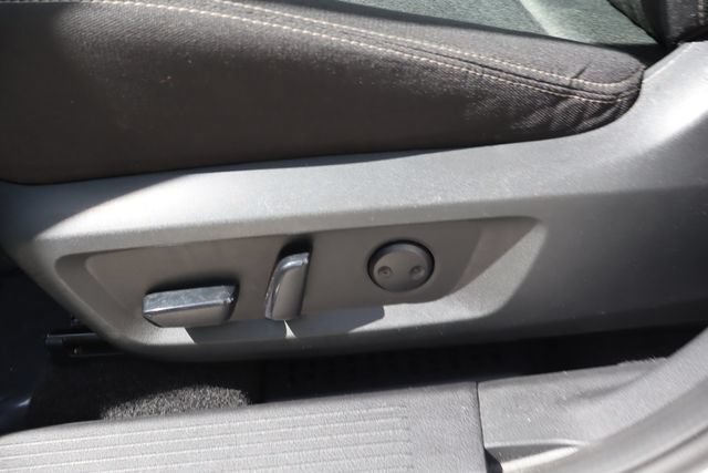 Used 2024 Nissan Rogue SV FWD image 11
