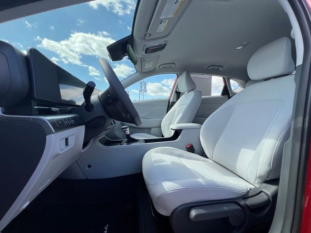 New 2026 Hyundai Kona SE image 18