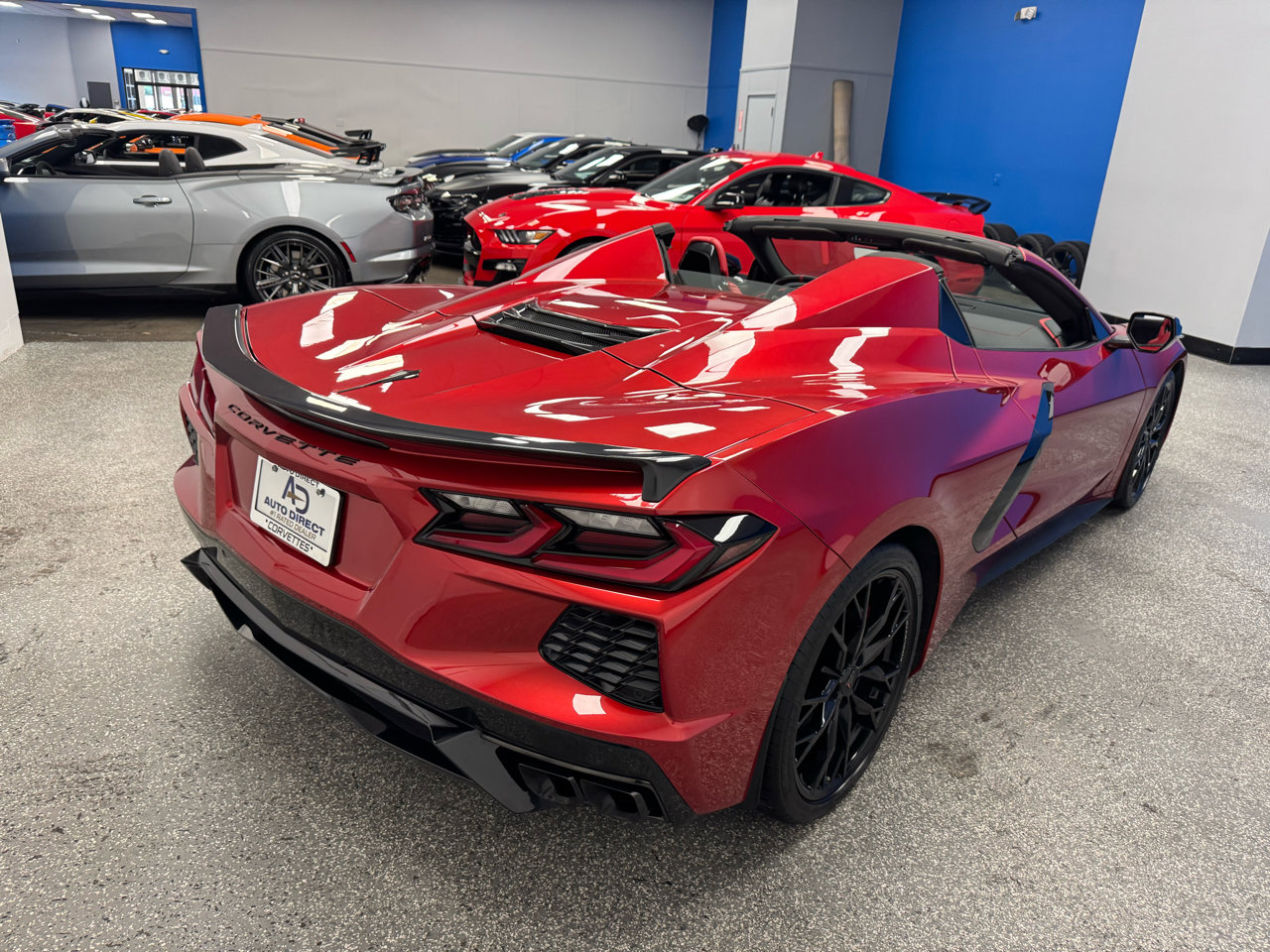 Used 2024 Chevrolet Corvette Stingray Preferred Conv w/ Stealth Interior Trim Package image 9