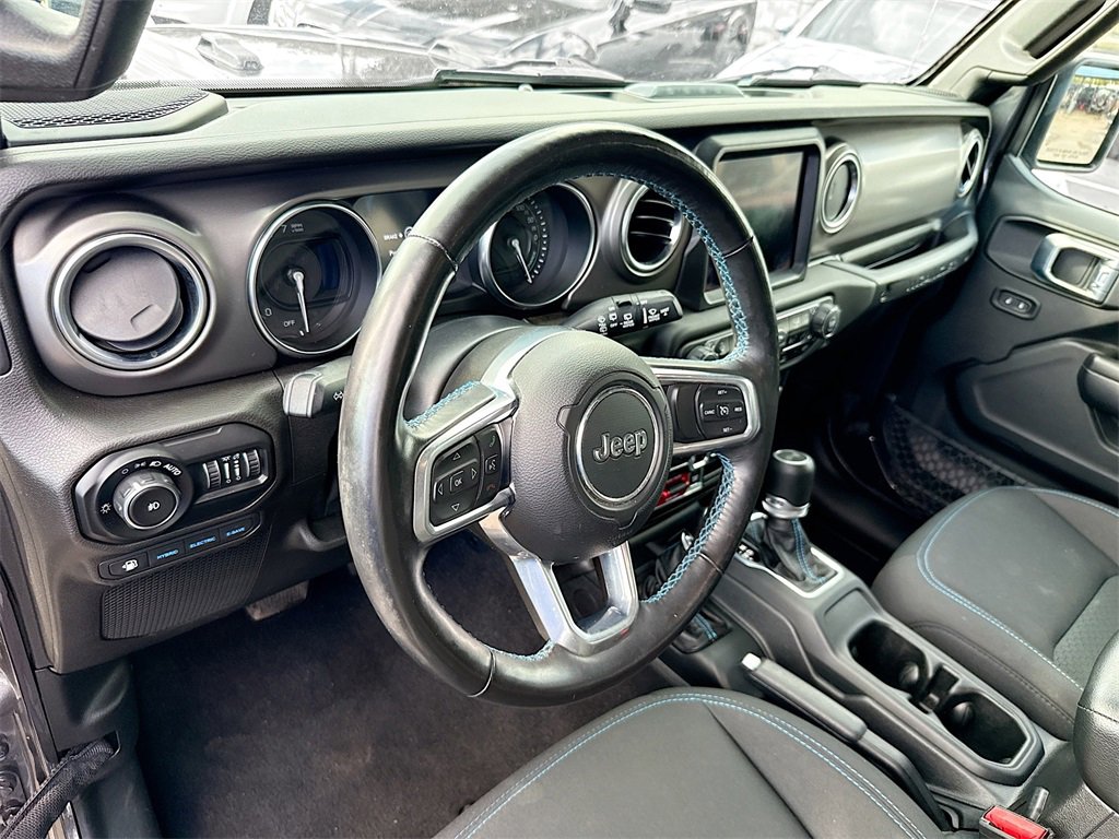 Used 2021 Jeep Wrangler Unlimited Rubicon 4xe w/ Cold Weather Group image 10