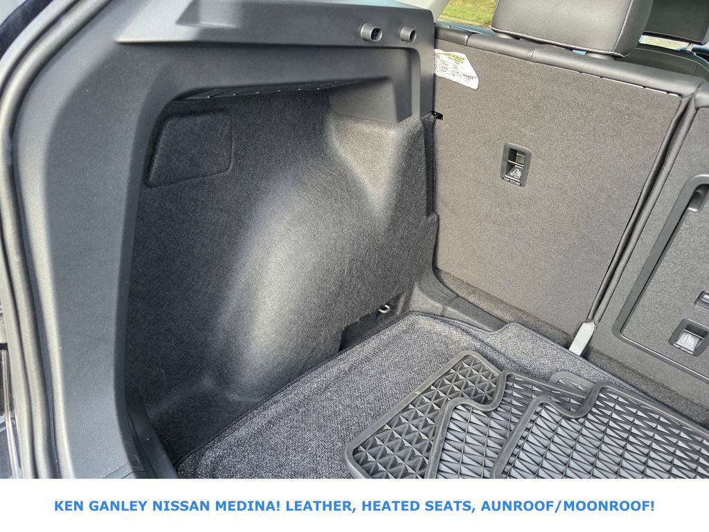 Used 2024 Volkswagen Taos SE image 47