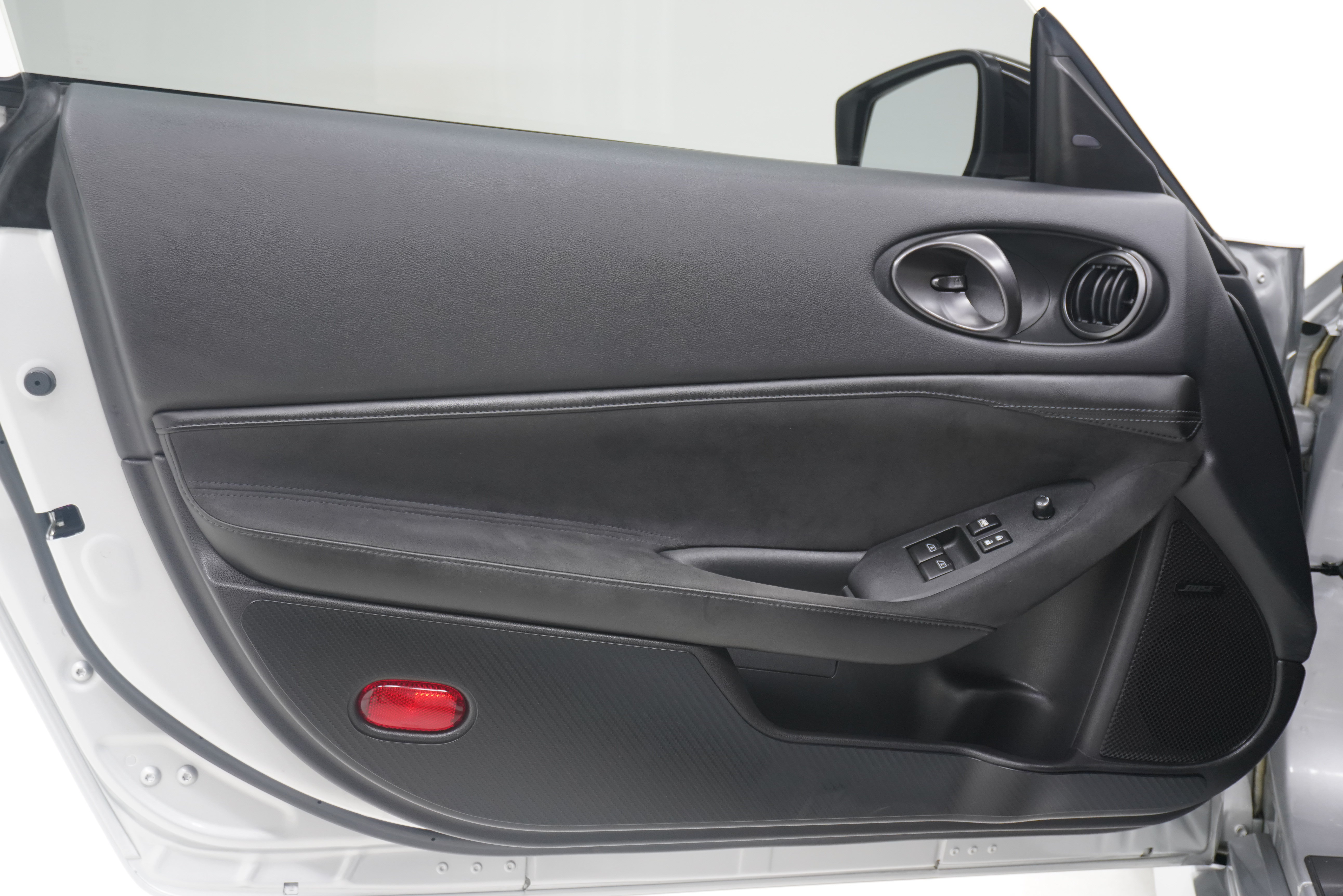 Used 2023 Nissan Z w/ Floor Mat Package (L93) RWD image 14