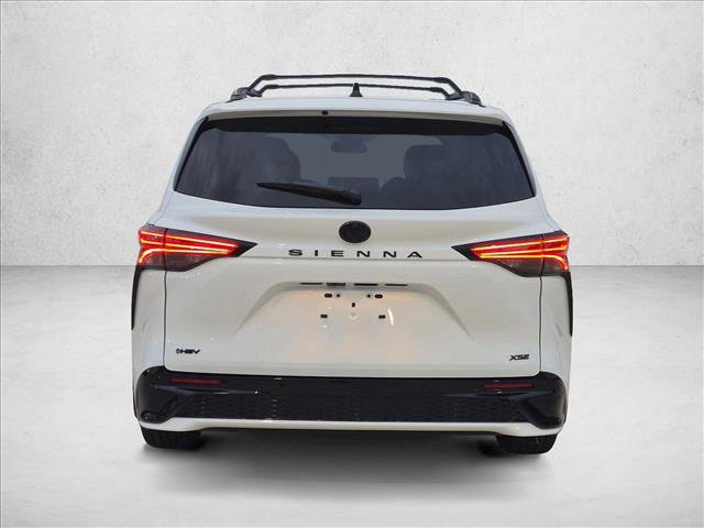 New 2026 Toyota Sienna XSE FWD image 7