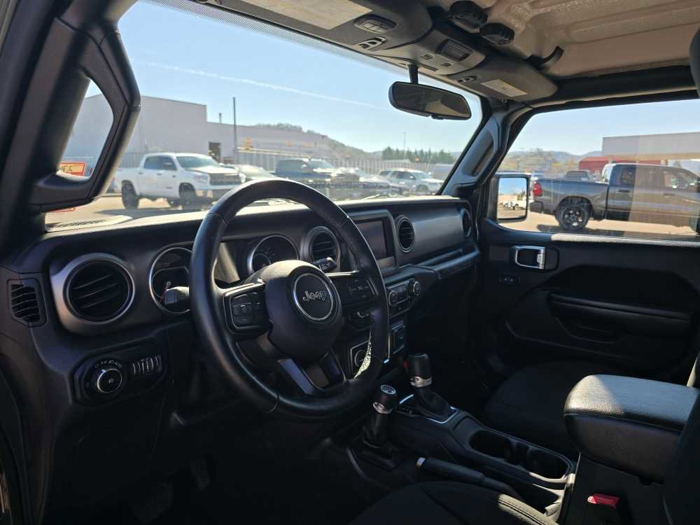 Used 2021 Jeep Wrangler Sport S image 9