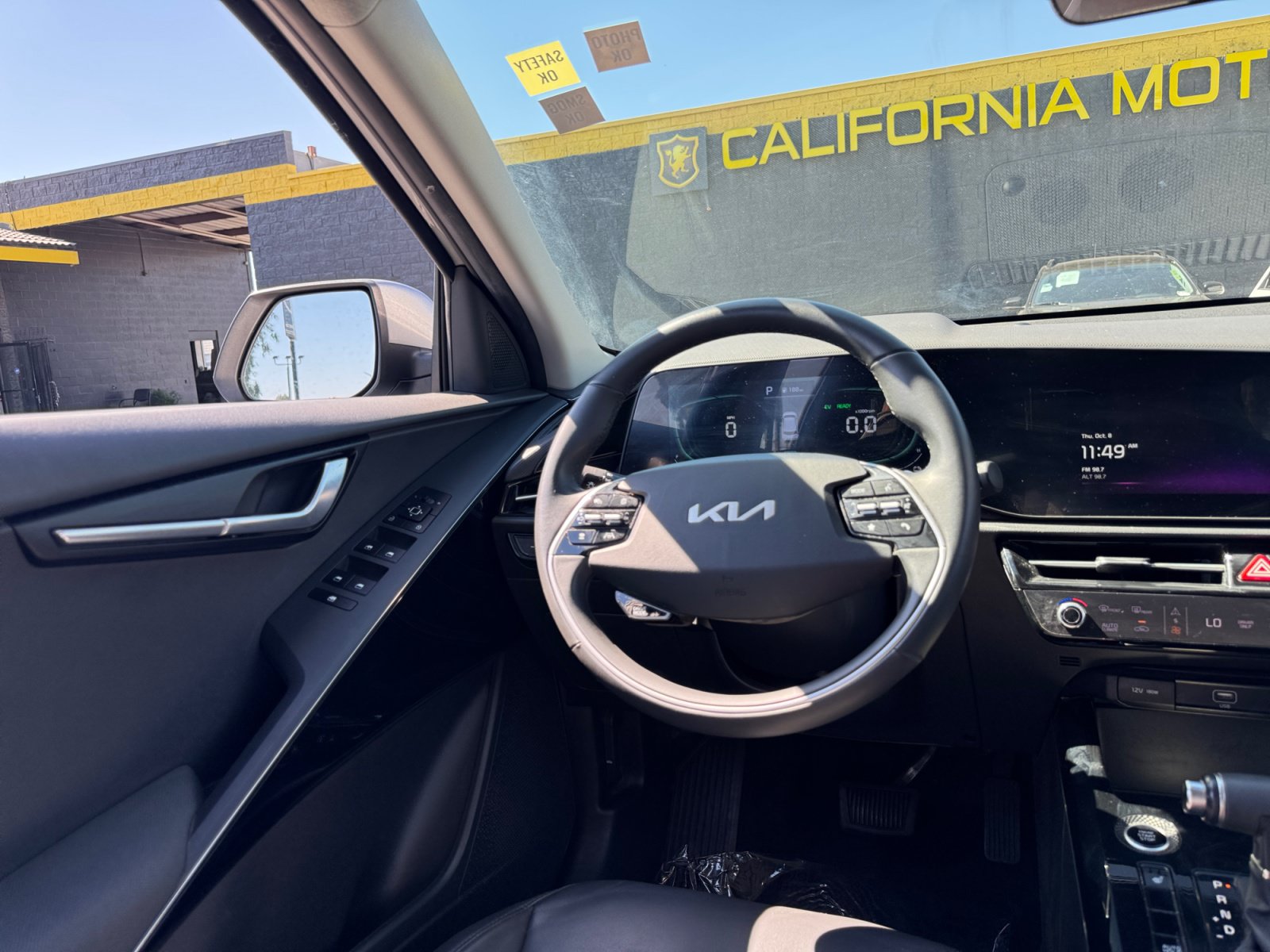 Used 2023 Kia Niro EX FWD image 20