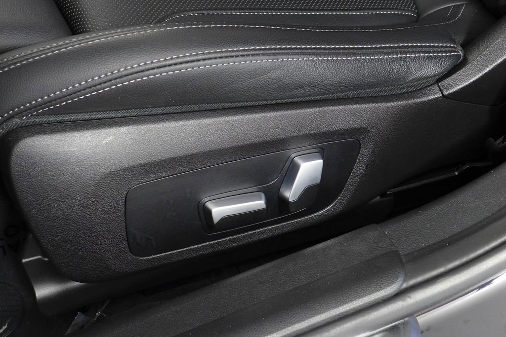 Used 2022 BMW 330i Sedan RWD image 23