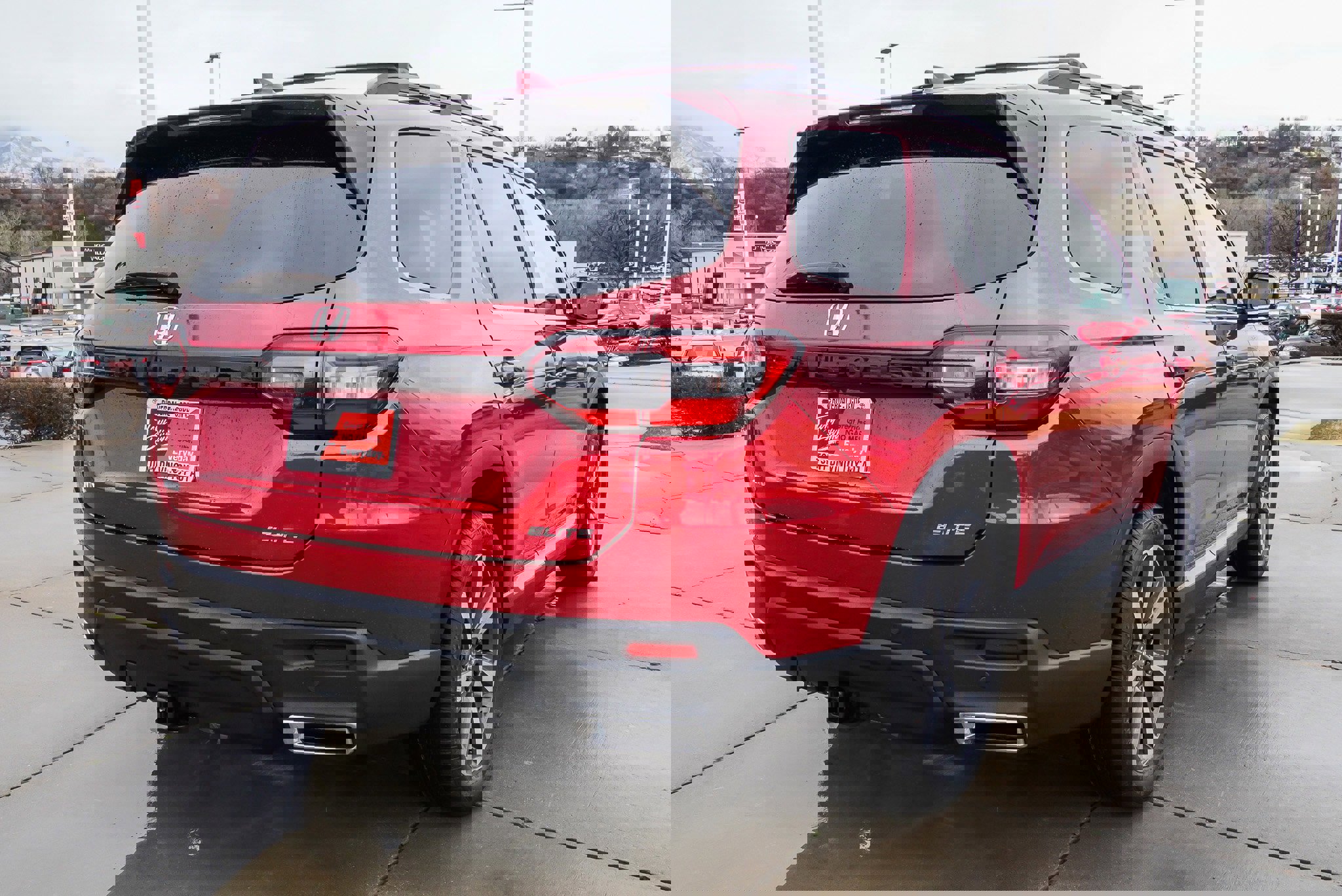 Used 2023 Honda Pilot Elite image 8