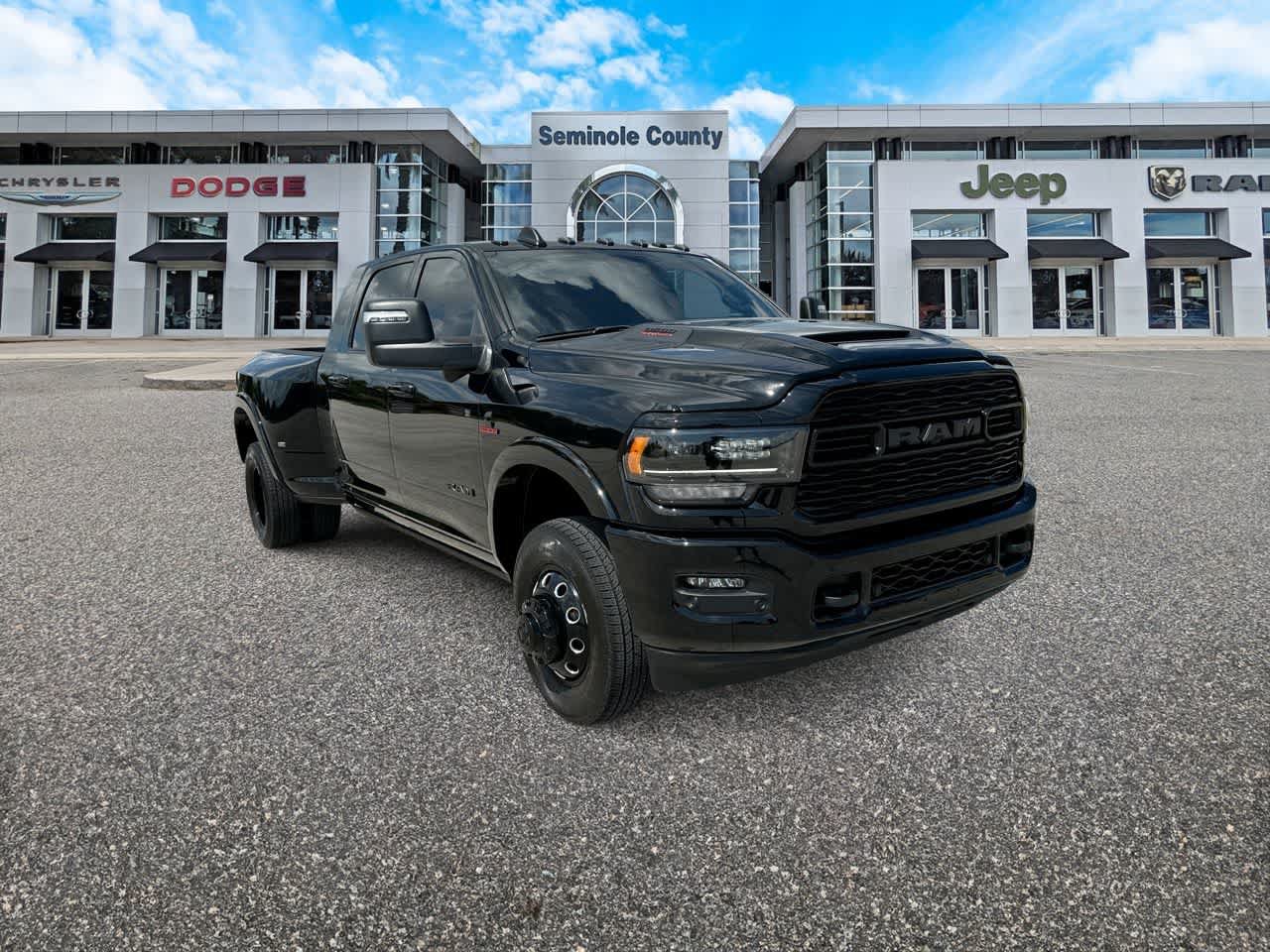 Certified 2024 RAM 3500 Limited AWD/4WD image 2