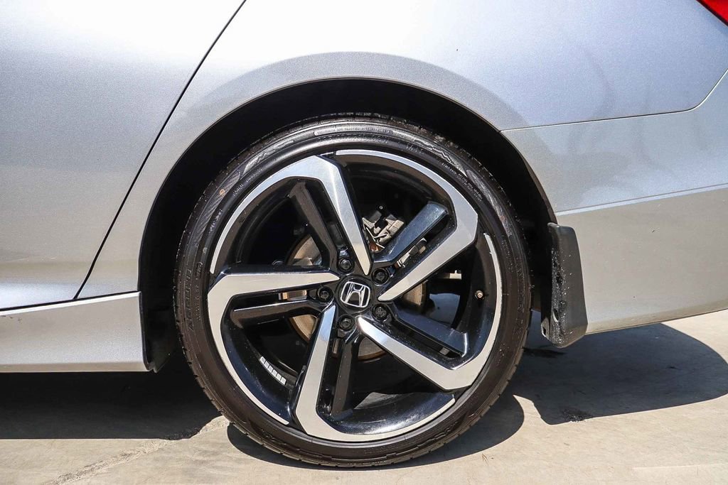 Used 2022 Honda Accord Sport image 11