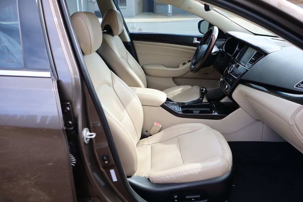 Used 2014 Kia Cadenza Premium w/ Luxury Package image 22