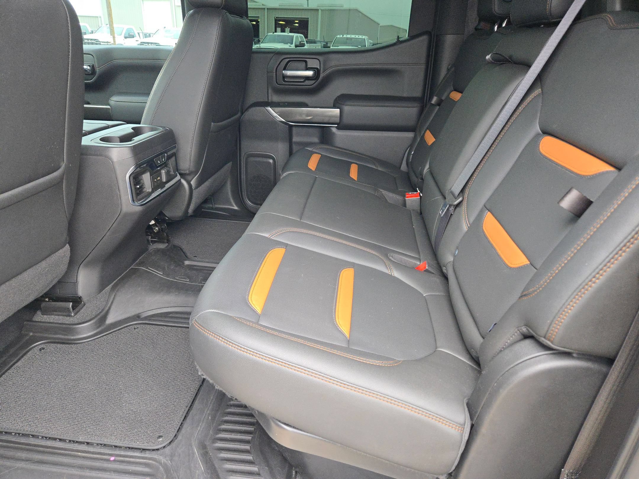 Used 2021 GMC Sierra 1500 AT4 w/ AT4 Value Package AWD/4WD image 13
