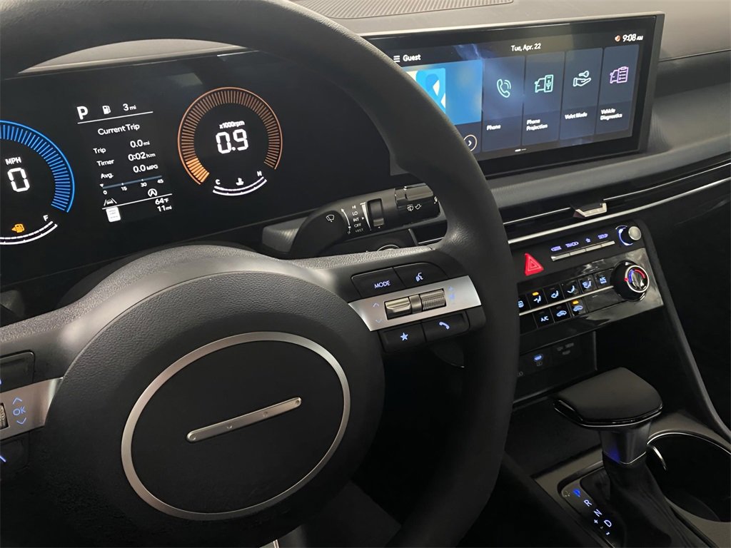 Used 2025 Hyundai Sonata SE image 13