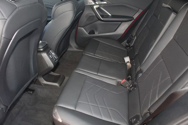 Used 2025 BMW X2 xDrive28i w/ Convenience Package image 23