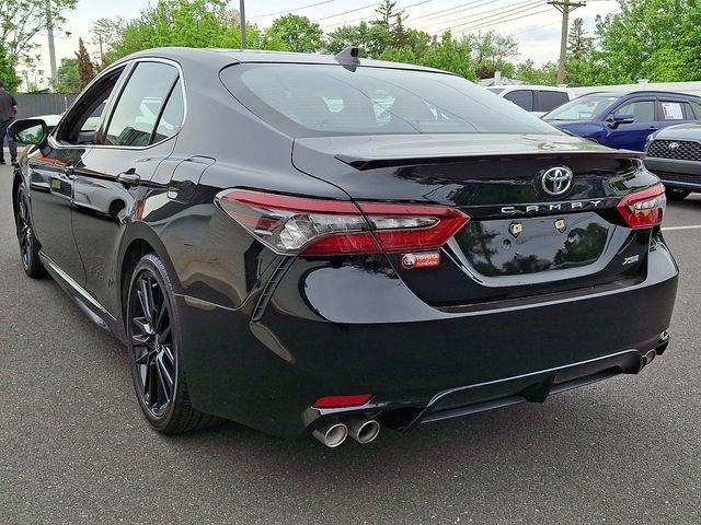 Certified 2022 Toyota Camry XSE FWD image 4