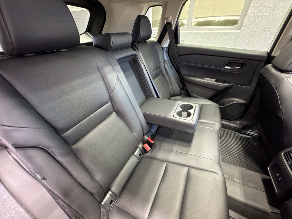New 2026 Nissan Rogue Dark Armor AWD/4WD image 25