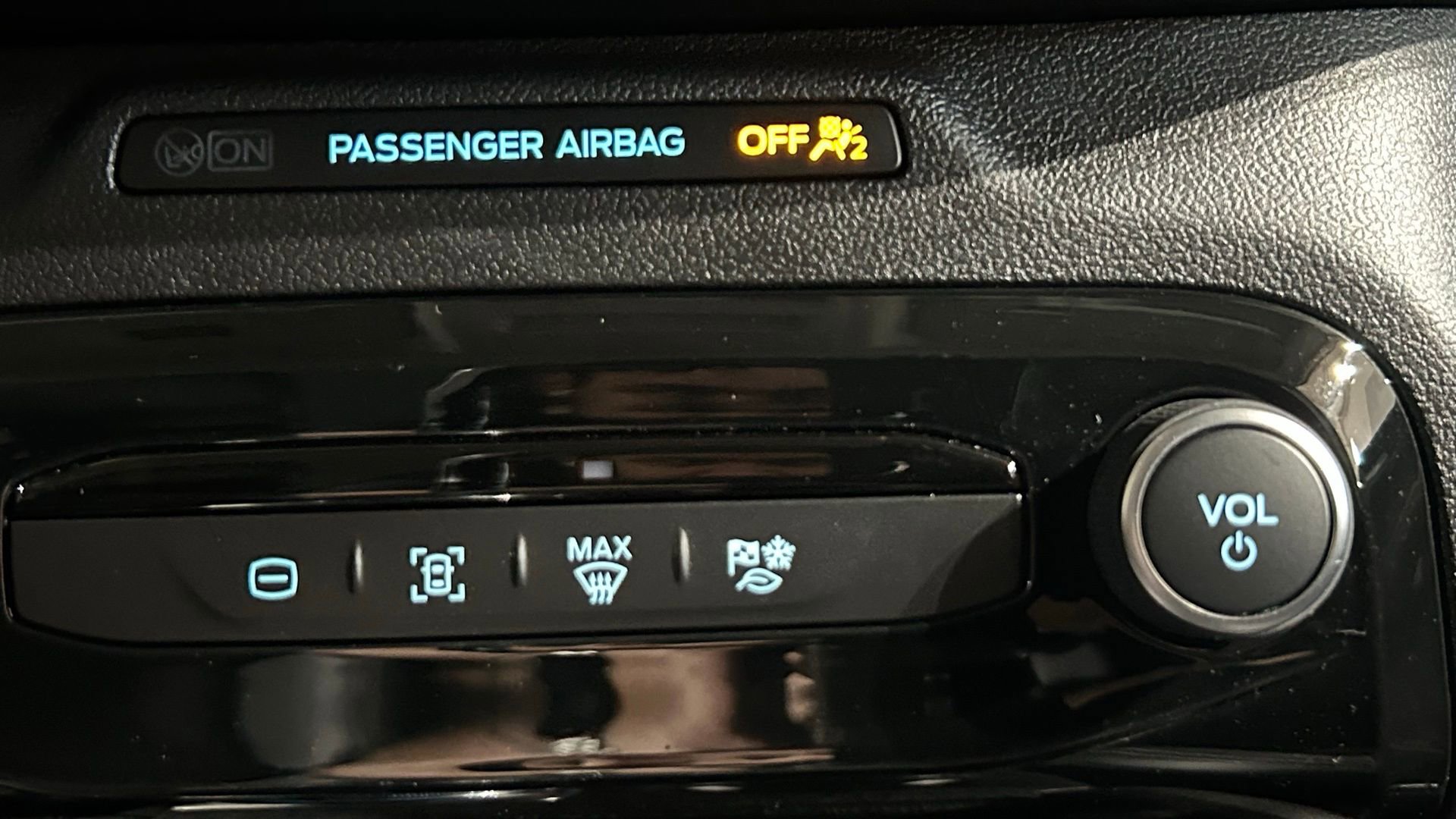 Used 2024 Ford Escape SE FWD image 80