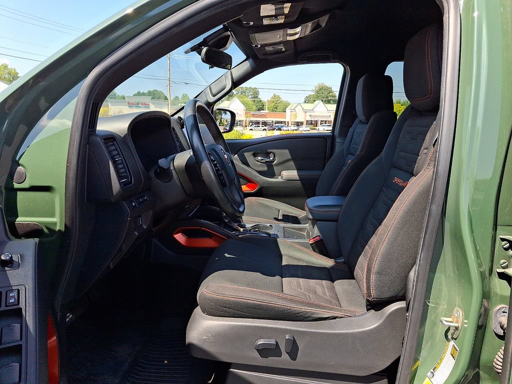 Used 2022 Nissan Frontier PRO-4X AWD/4WD image 13