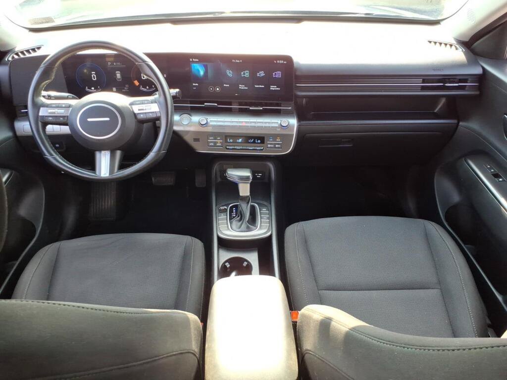 Used 2024 Hyundai Kona SEL AWD/4WD image 12
