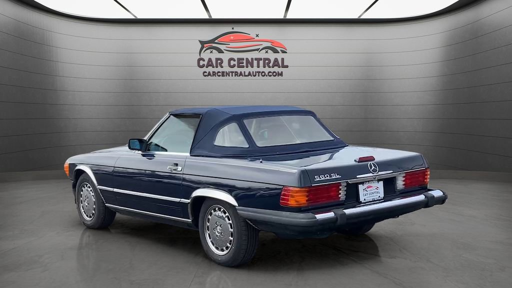 Used 1988 Mercedes-Benz 560 SL image 7