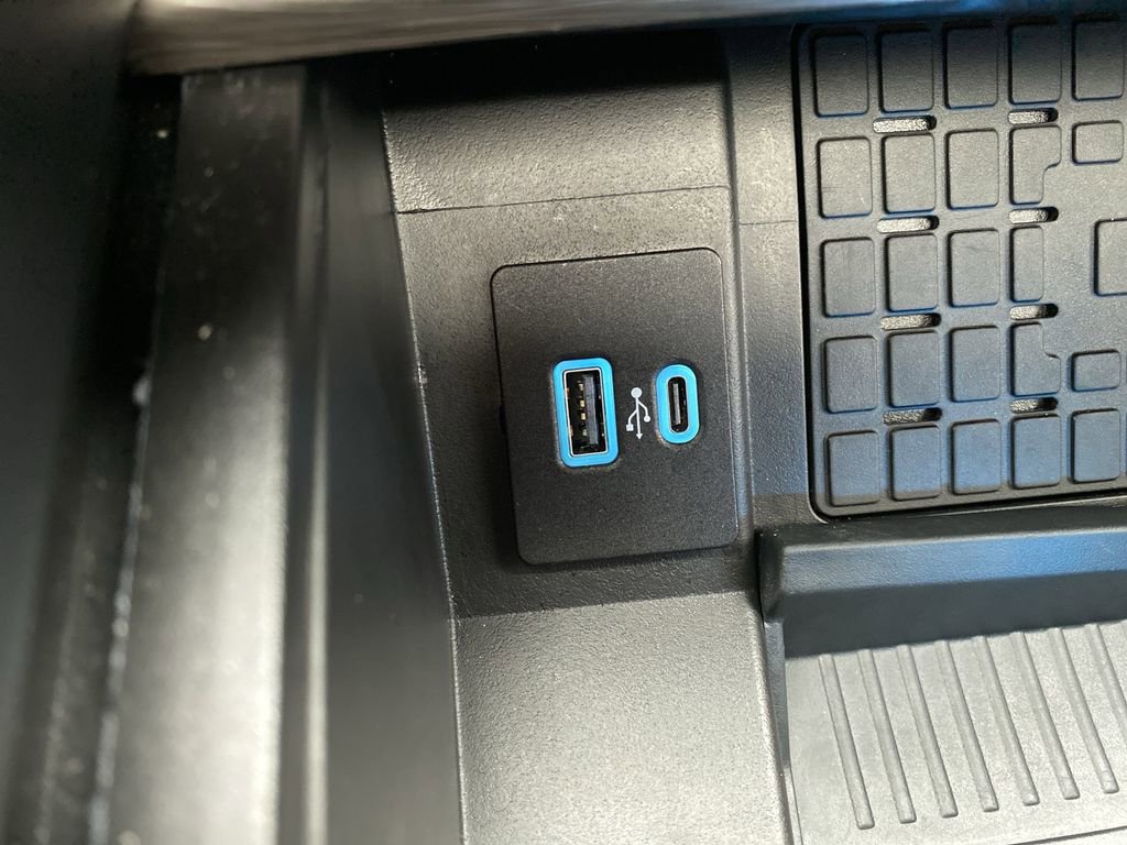 Certified 2024 Ford Expedition Limited image 31