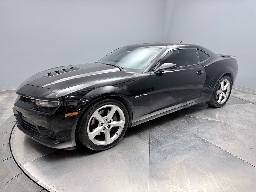 Used 2015 Chevrolet Camaro SS w/ RS Package RWD image 1